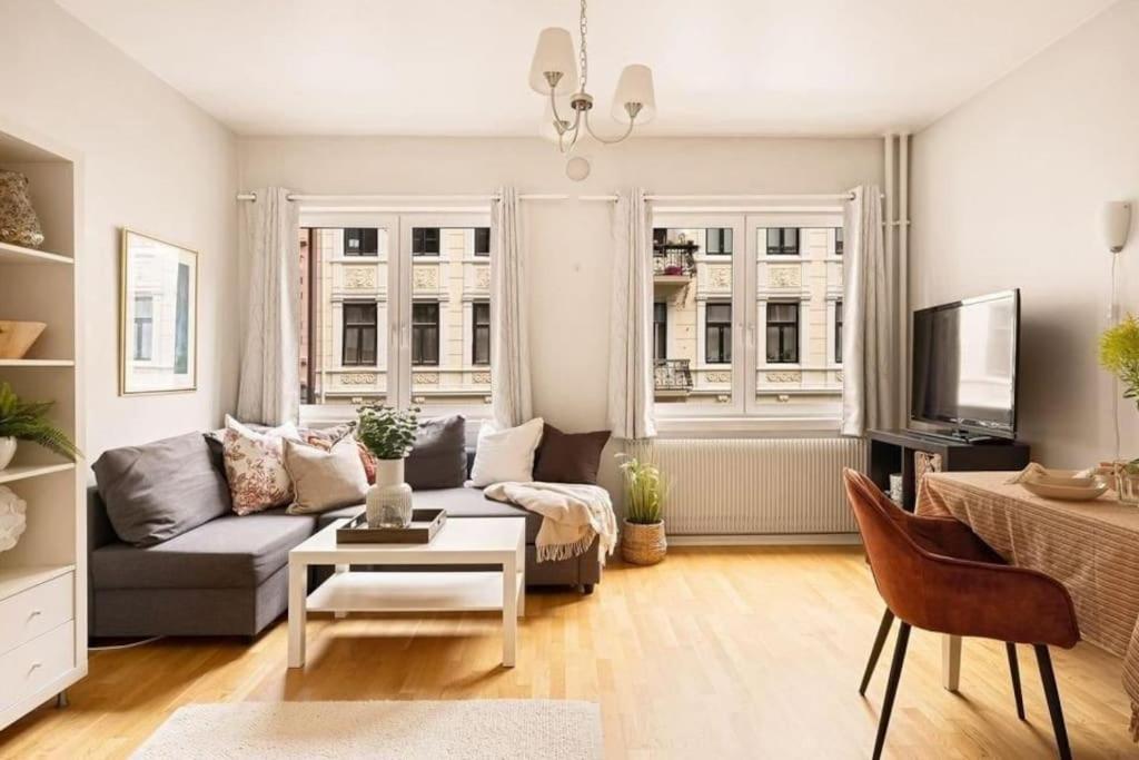 Praktisk 1-Roms Leilighet Oslo Ngoại thất bức ảnh